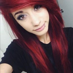 Meet your Posher, Christina